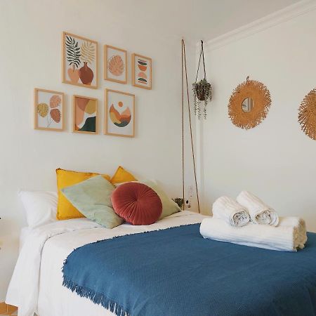 Nice And Cozy Studio At The Beachfront Benalmádena Esterno foto