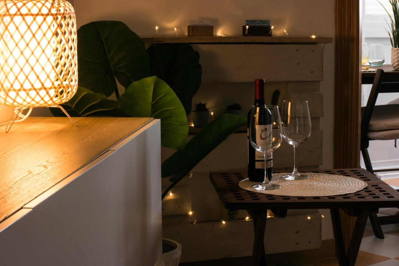 Nice And Cozy Studio At The Beachfront Benalmádena Esterno foto