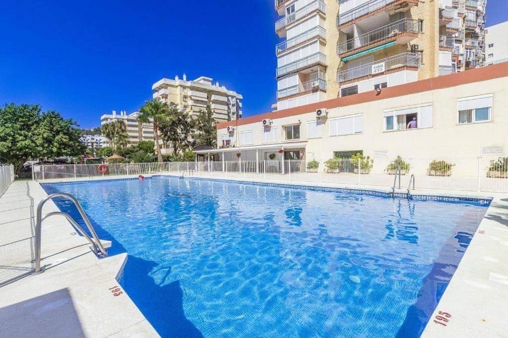 Nice And Cozy Studio At The Beachfront Benalmádena Esterno foto