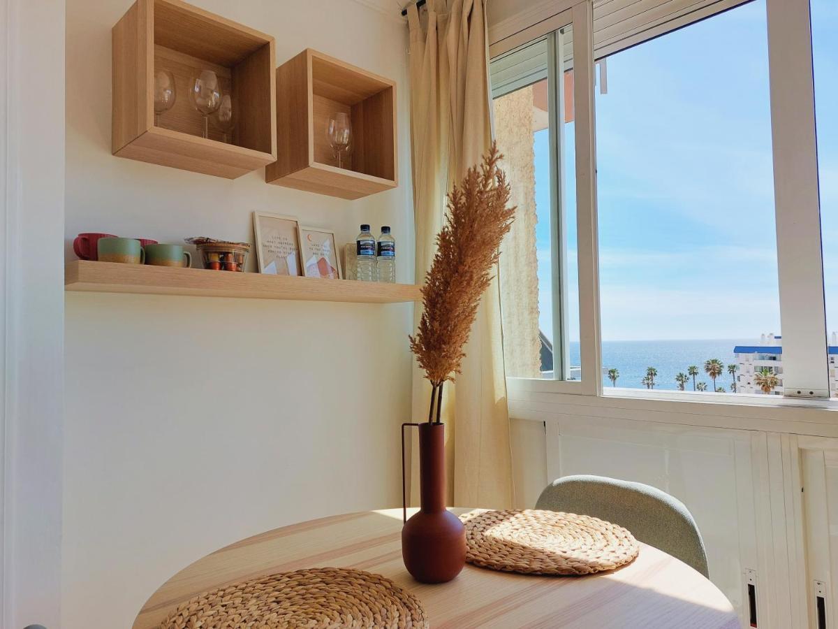 Nice And Cozy Studio At The Beachfront Benalmádena Esterno foto